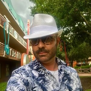 Meet your Posher, Terry